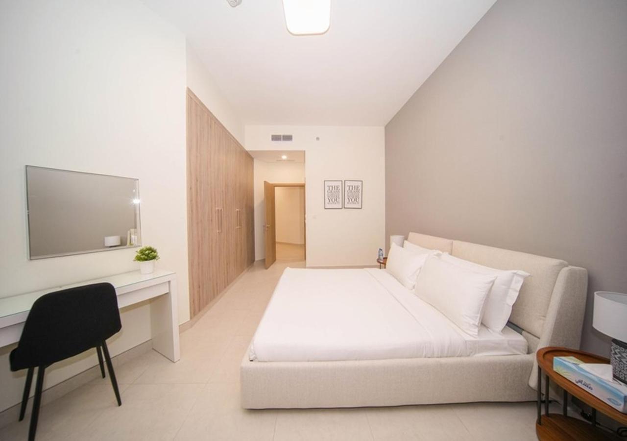 Elegant 2Br View With Rooftop Pool The Bay Dubai Eksteriør bilde