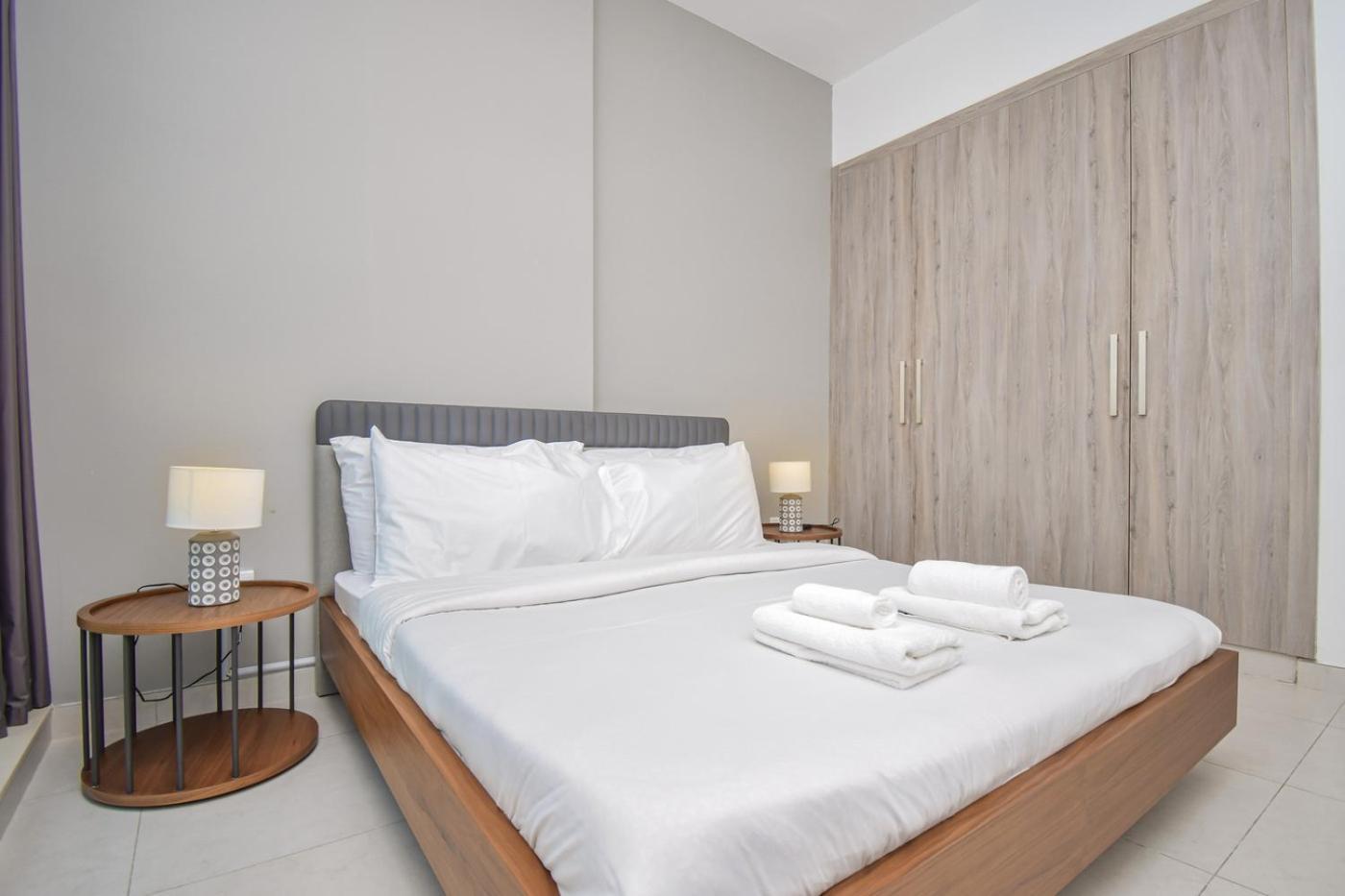Elegant 2Br View With Rooftop Pool The Bay Dubai Eksteriør bilde
